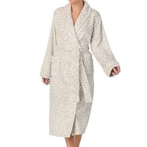 iRelax
Long Sleeve Shawl Collar Plush Velour Animal Print Long Robe
NWT